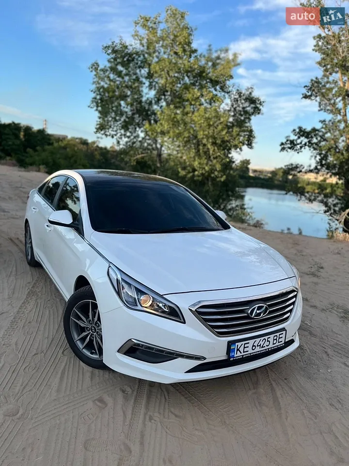 2015 Hyundai Sonata - мініатюра 21