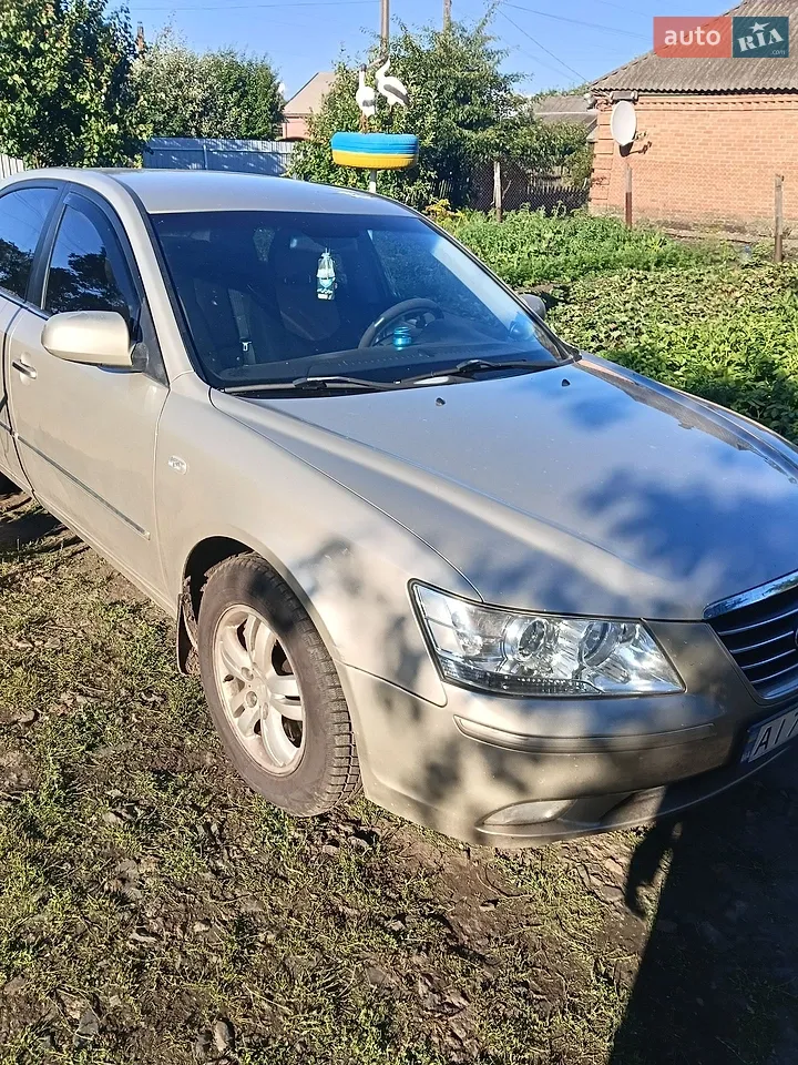2010 Hyundai Sonata - мініатюра 47