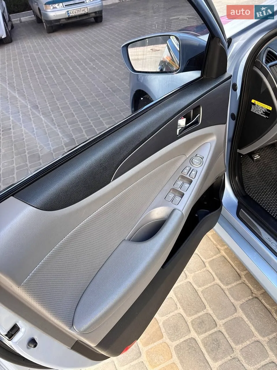 2014 Hyundai Sonata - мініатюра 8