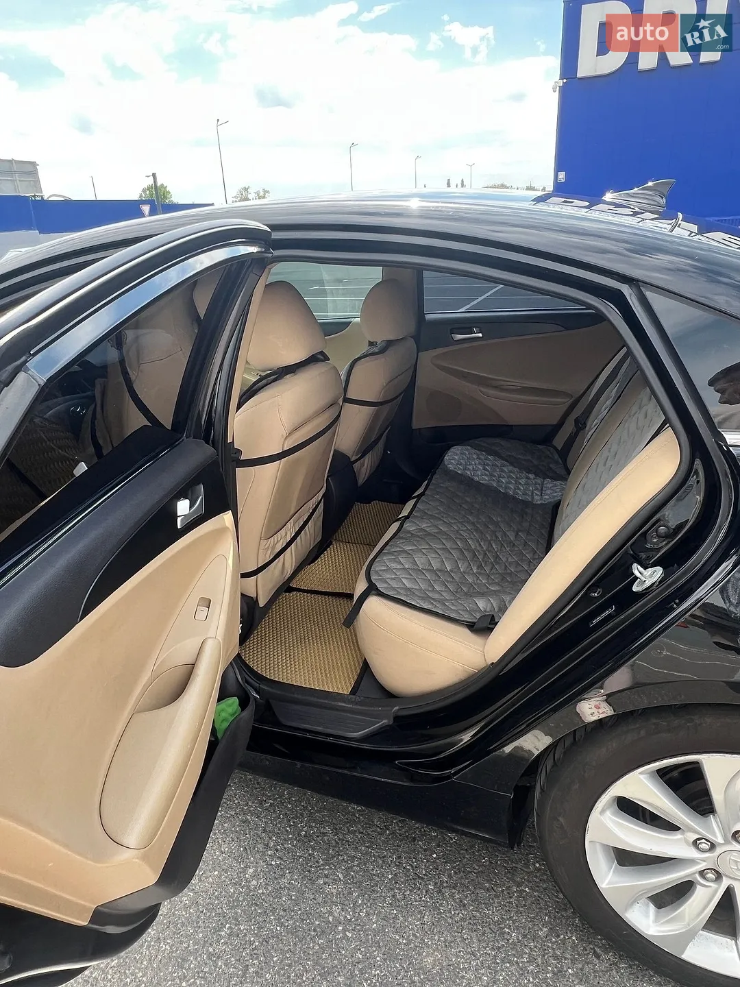 2011 Hyundai Sonata - мініатюра 7