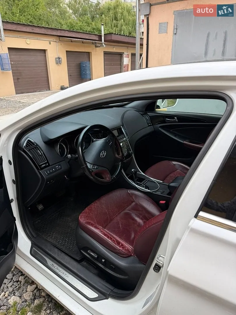 2010 Hyundai Sonata - мініатюра 5