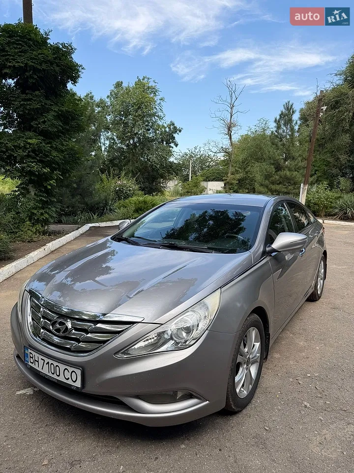 2010 Hyundai Sonata - мініатюра 14