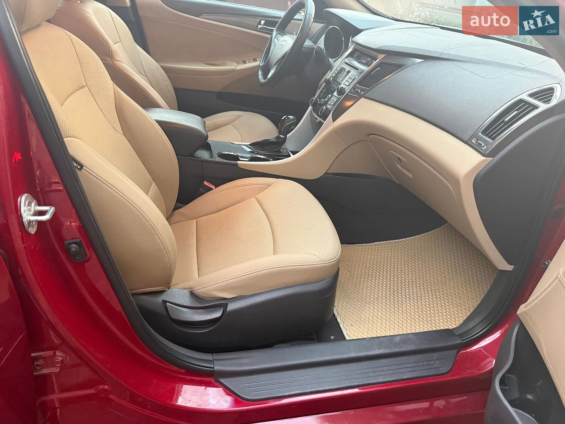 2011 Hyundai Sonata - мініатюра 14
