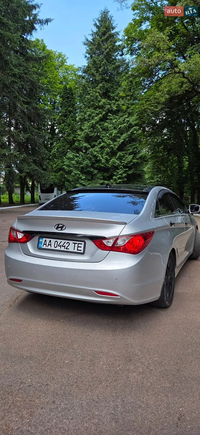 2011 Hyundai Sonata - мініатюра 4