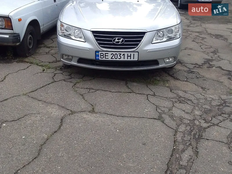 Hyundai Sonata