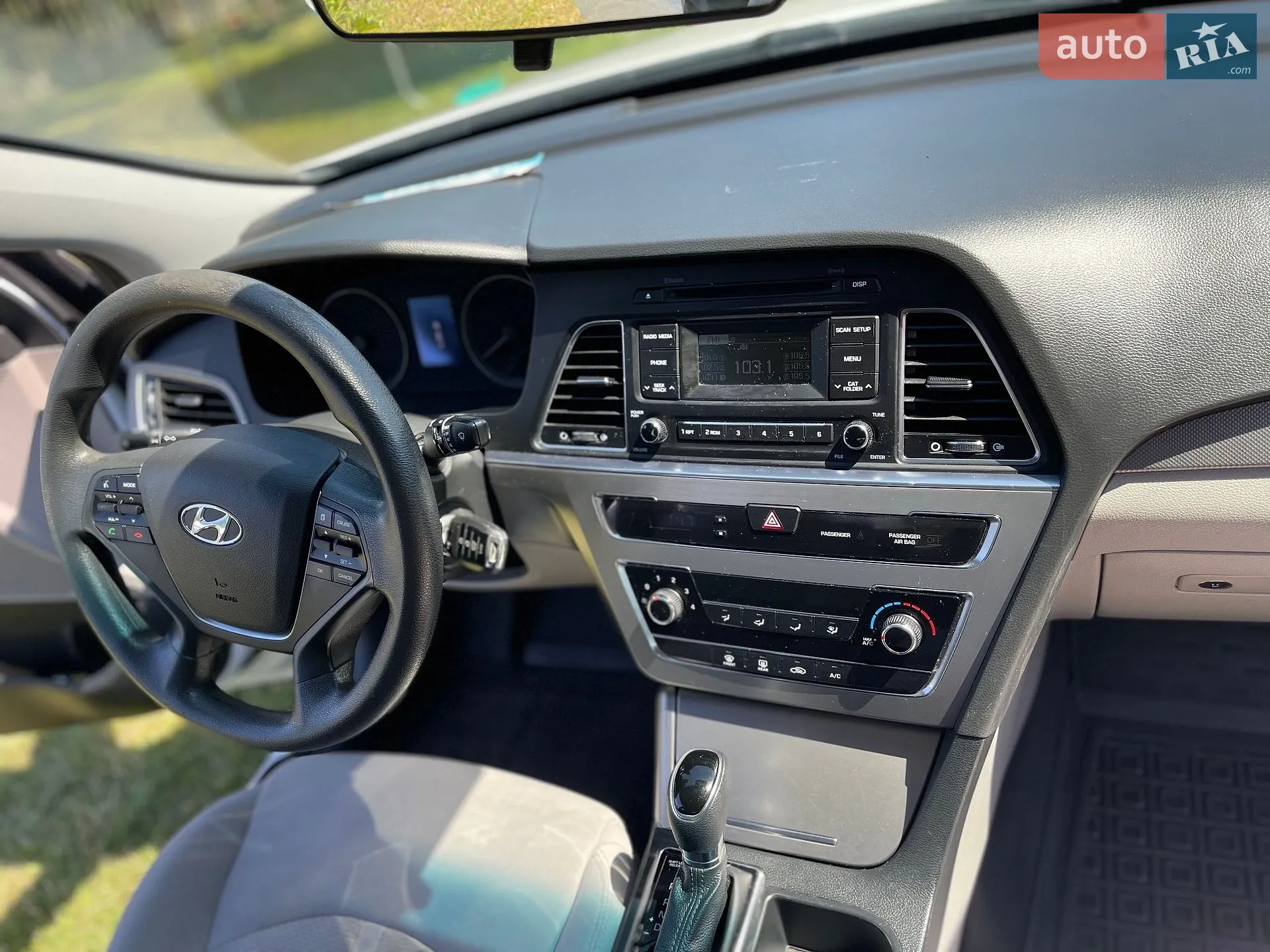 2017 Hyundai Sonata - мініатюра 13