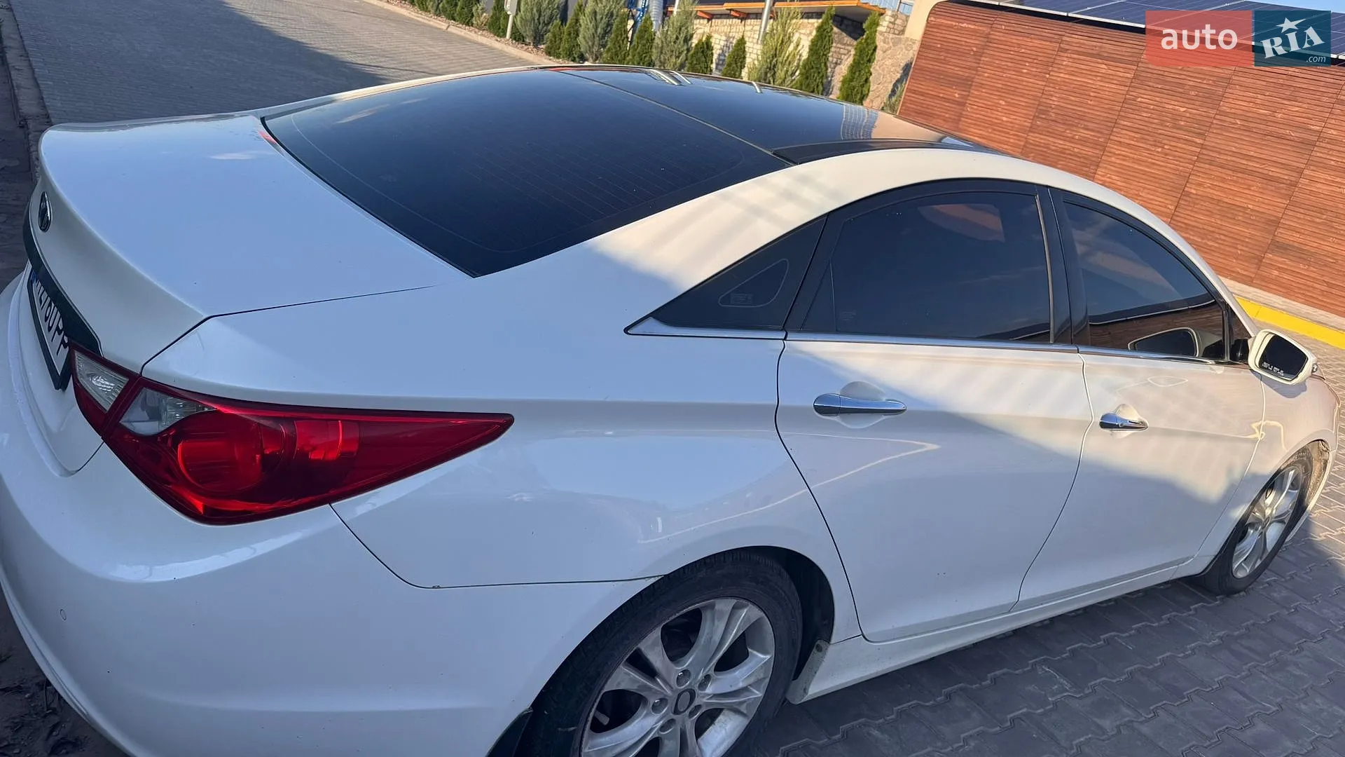 2010 Hyundai Sonata - мініатюра 4