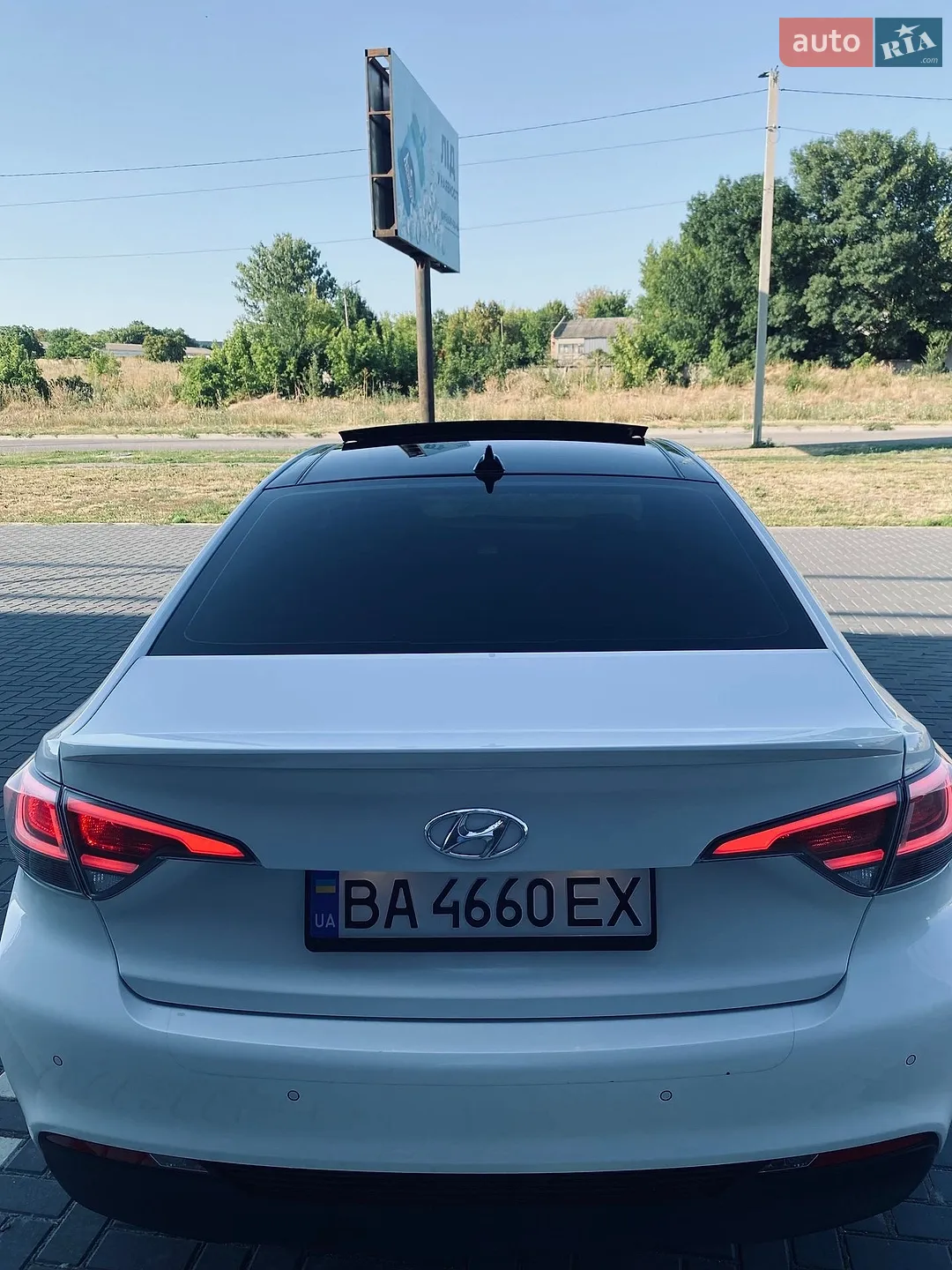 2015 Hyundai Sonata - мініатюра 17