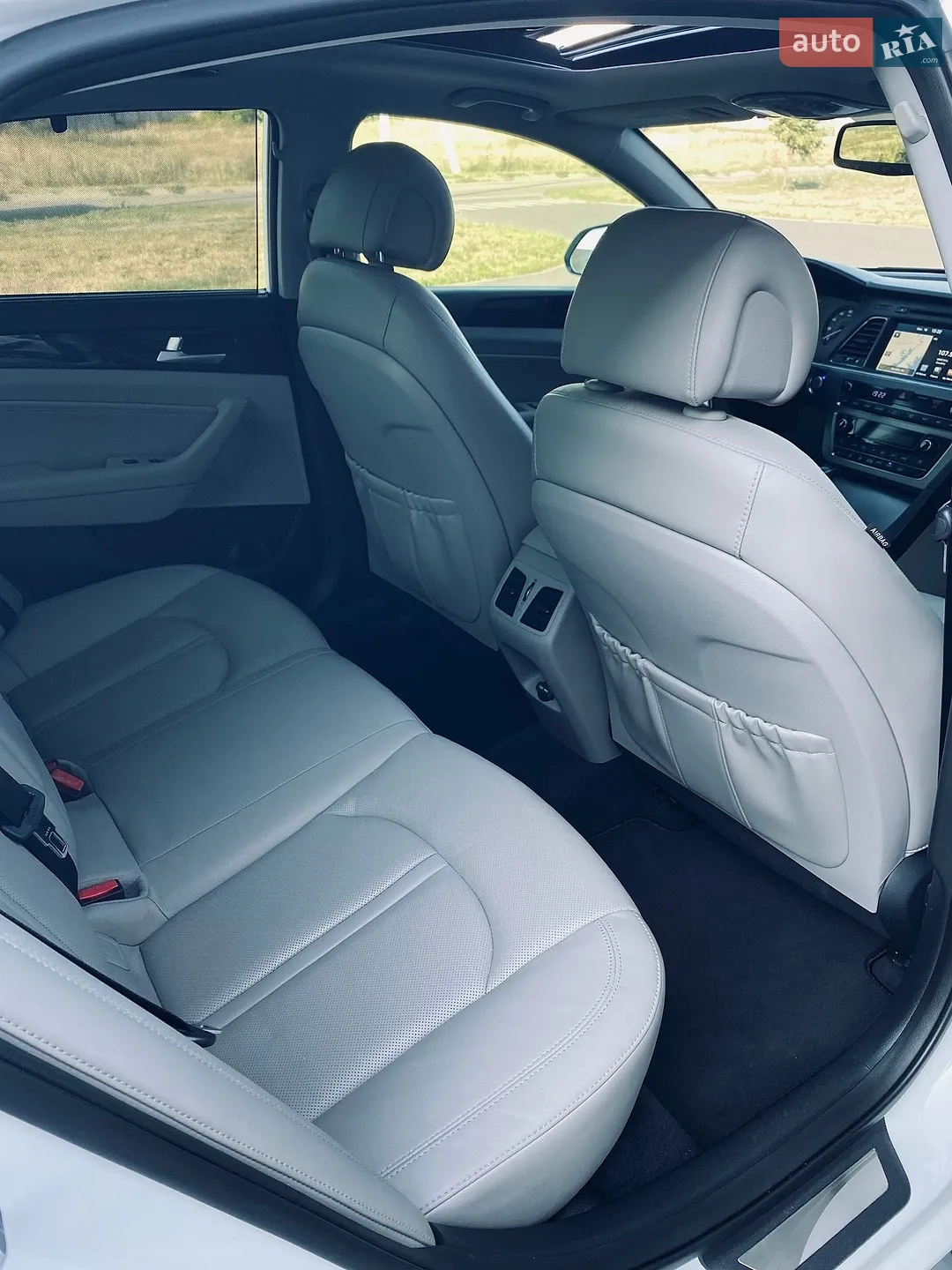 2015 Hyundai Sonata - мініатюра 28