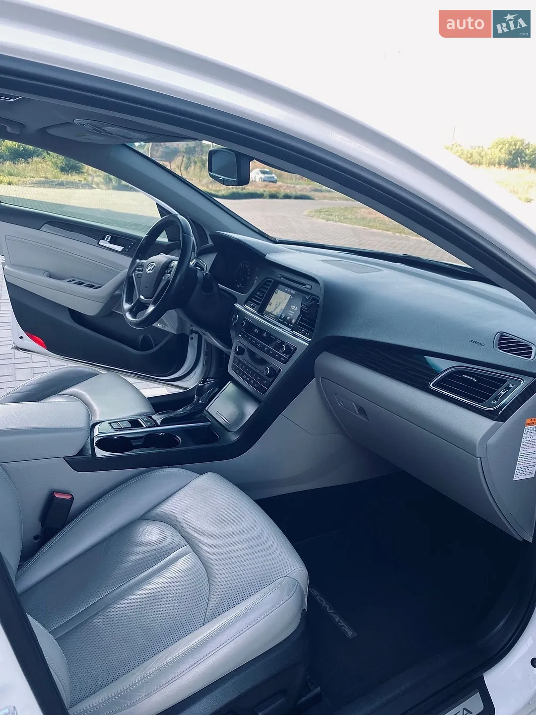 2015 Hyundai Sonata - мініатюра 24