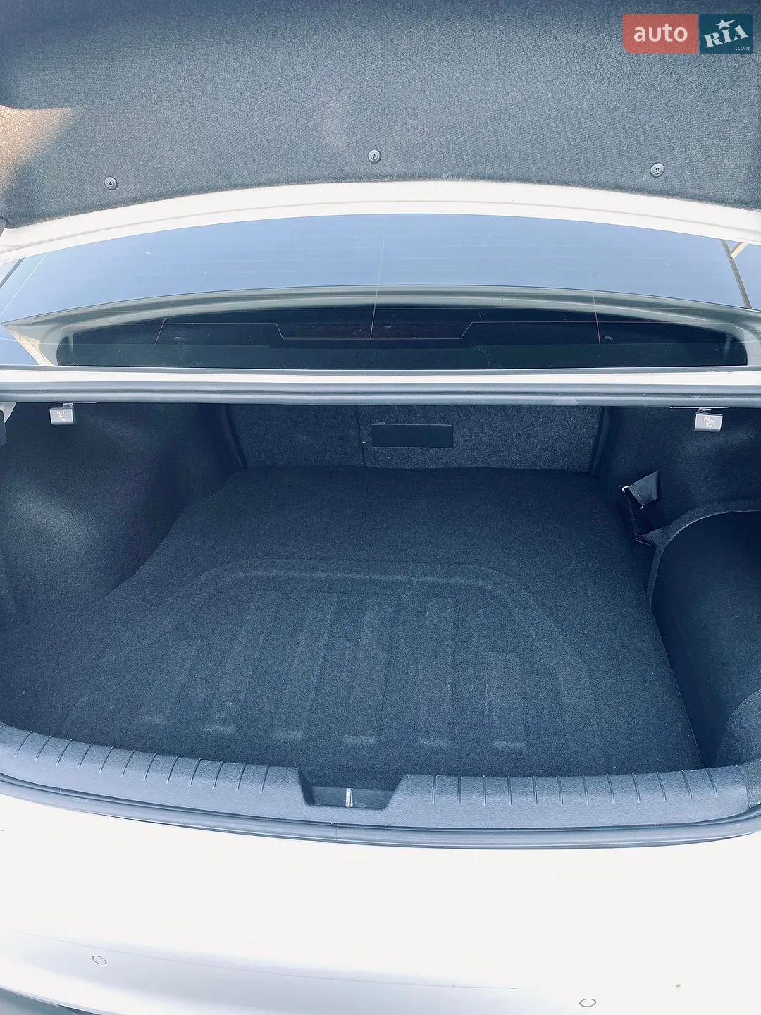 2015 Hyundai Sonata - мініатюра 31