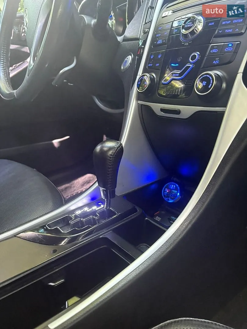 2010 Hyundai Sonata - мініатюра 36