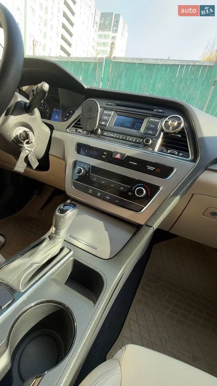 2015 Hyundai Sonata - мініатюра 14