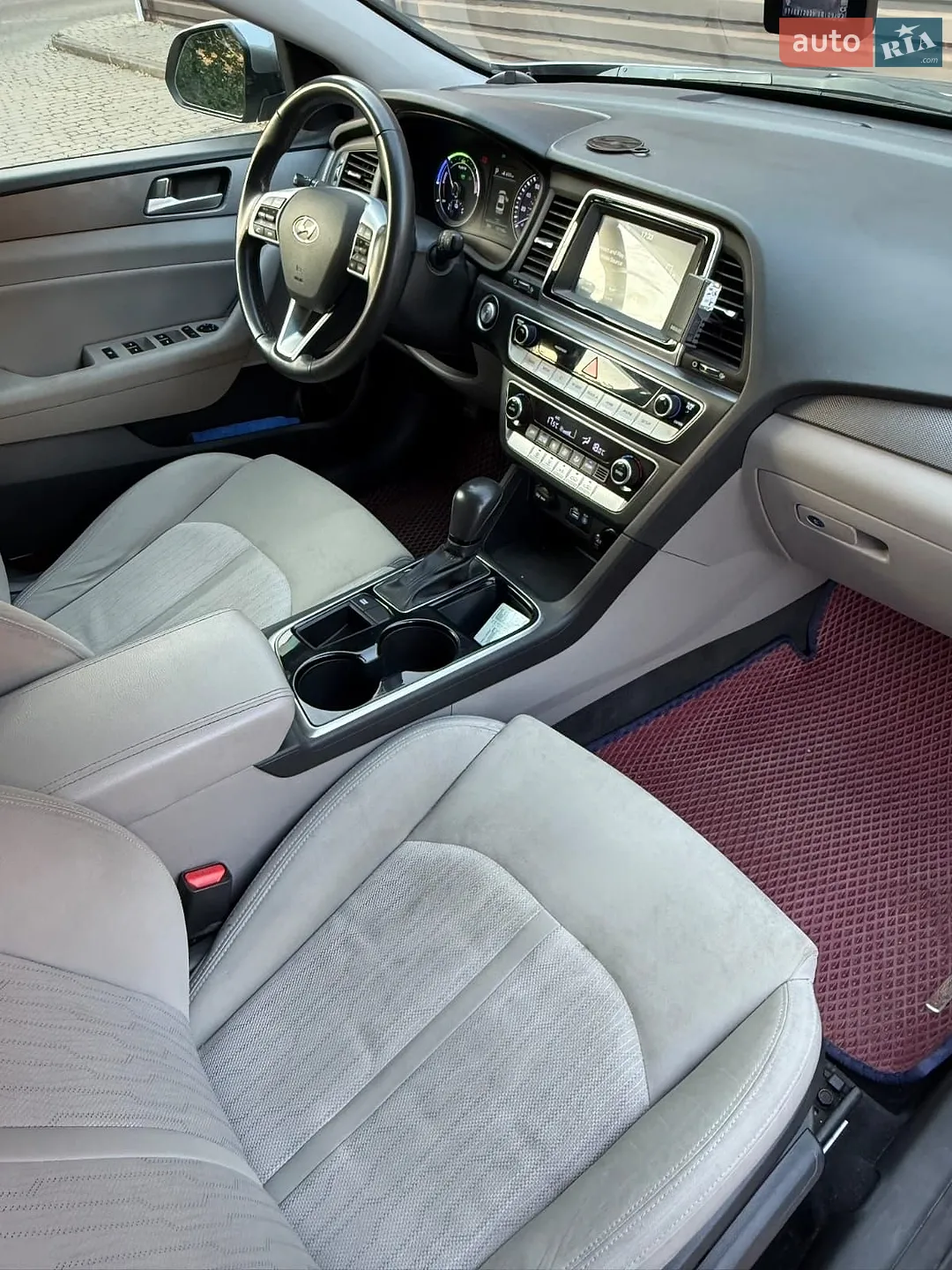 2018 Hyundai Sonata - мініатюра 14