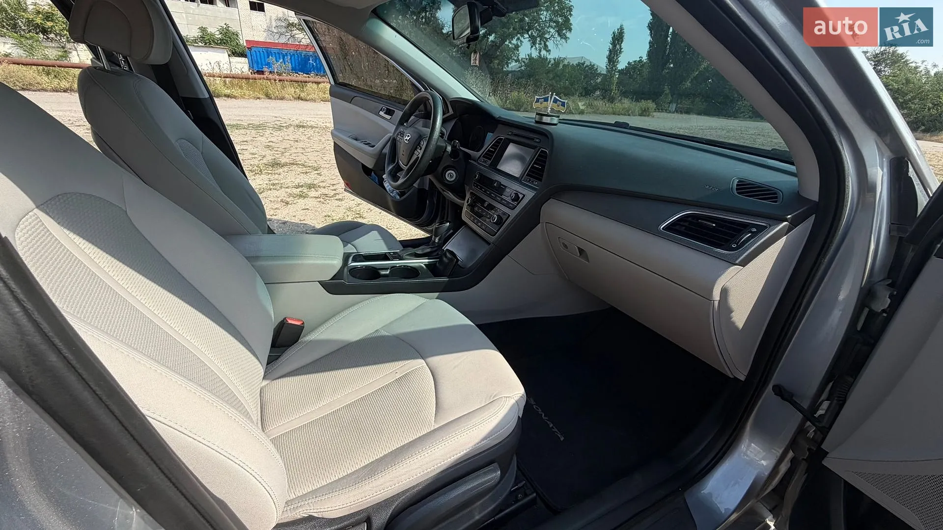 2015 Hyundai Sonata - мініатюра 31