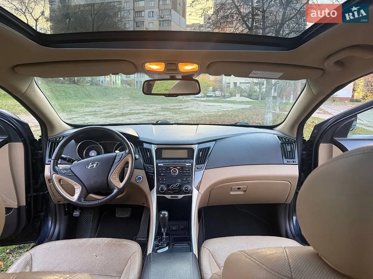 2010 Hyundai Sonata - мініатюра 24