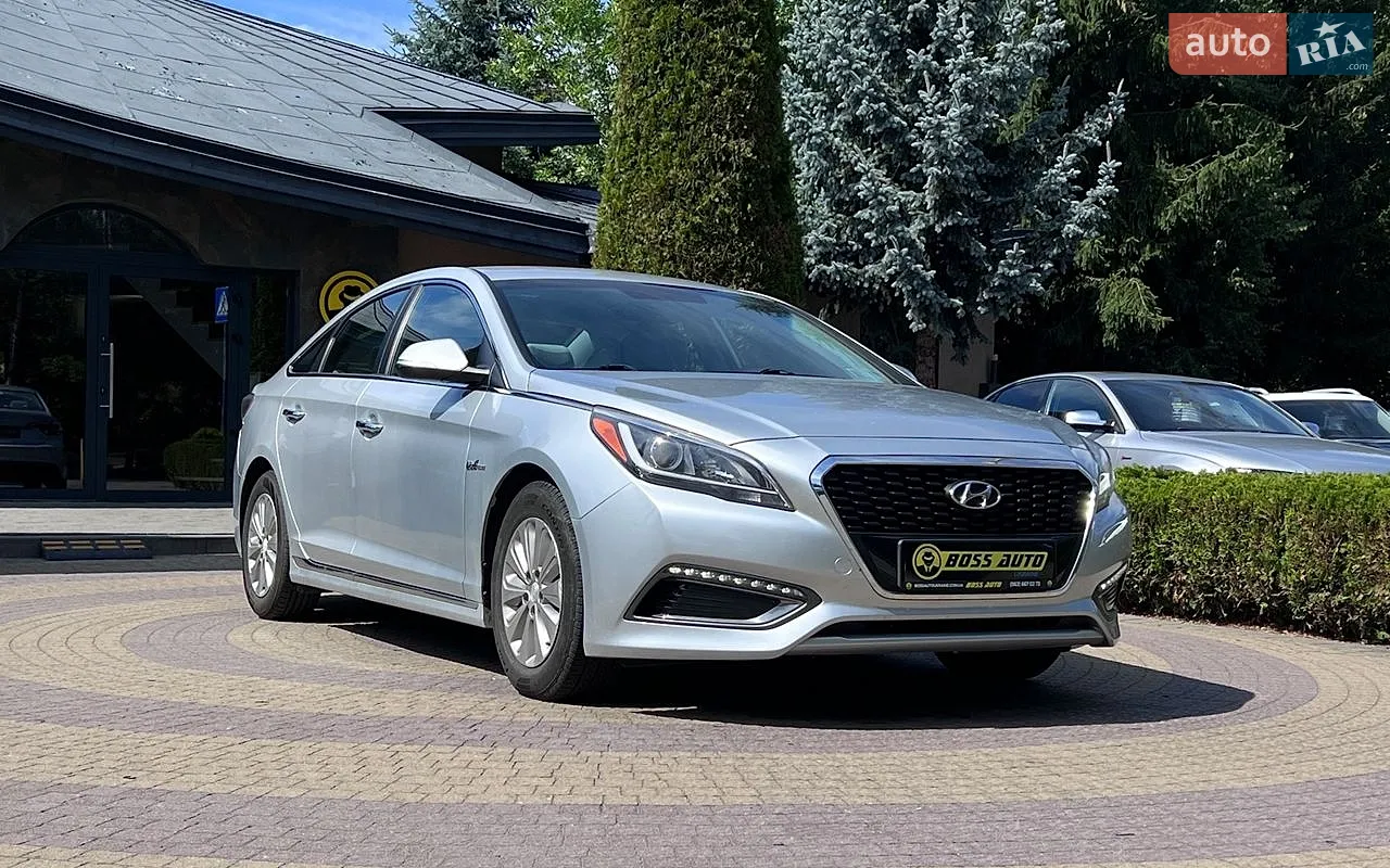 2017 Hyundai Sonata - мініатюра 18