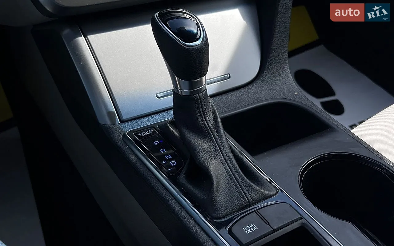 2016 Hyundai Sonata - мініатюра 19
