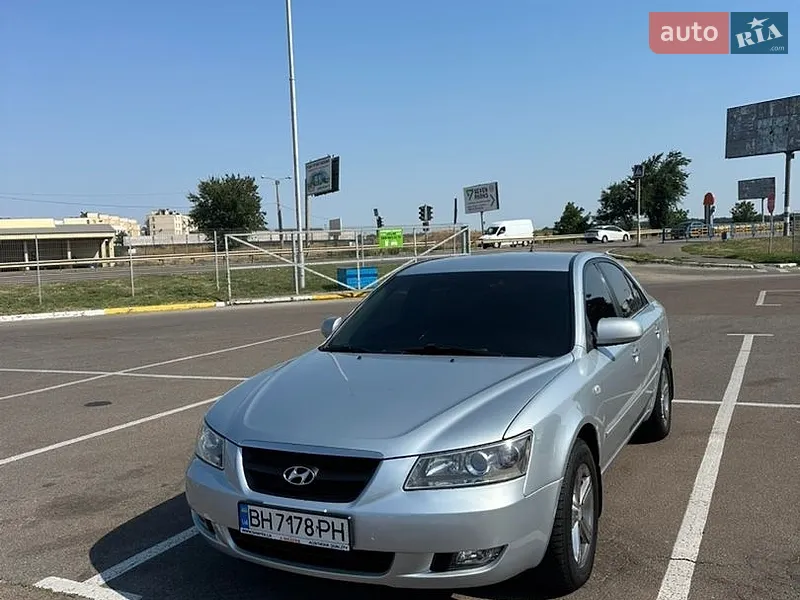Hyundai Sonata