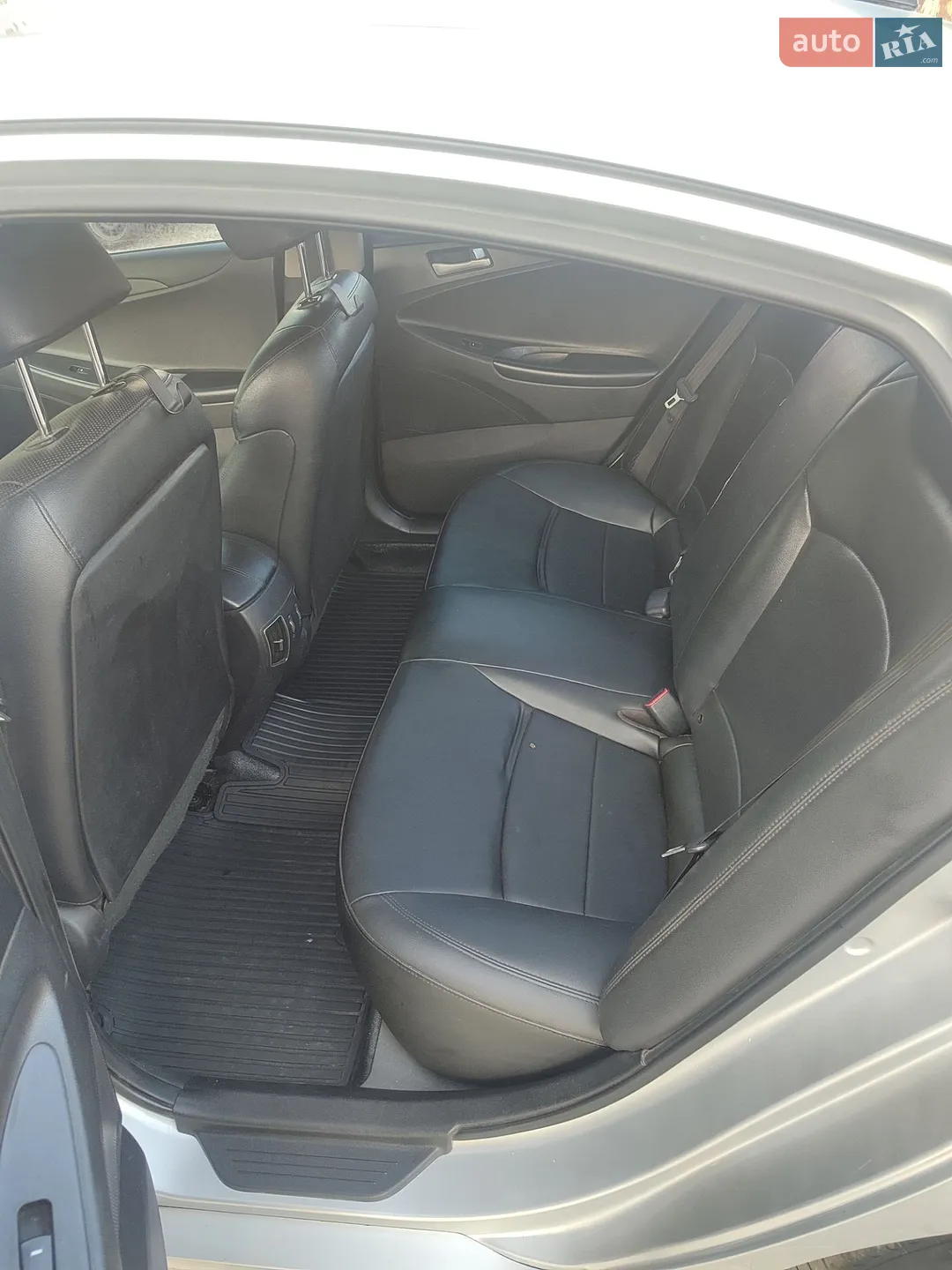 2013 Hyundai Sonata - мініатюра 13