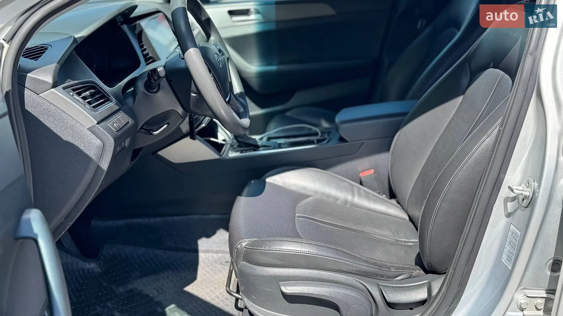 2015 Hyundai Sonata - мініатюра 24