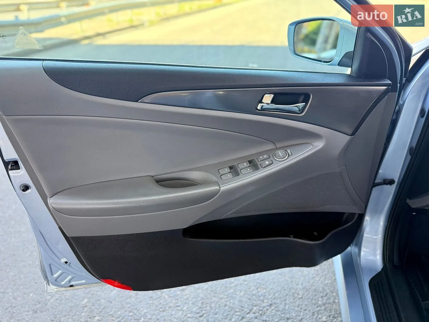 2013 Hyundai Sonata - мініатюра 27