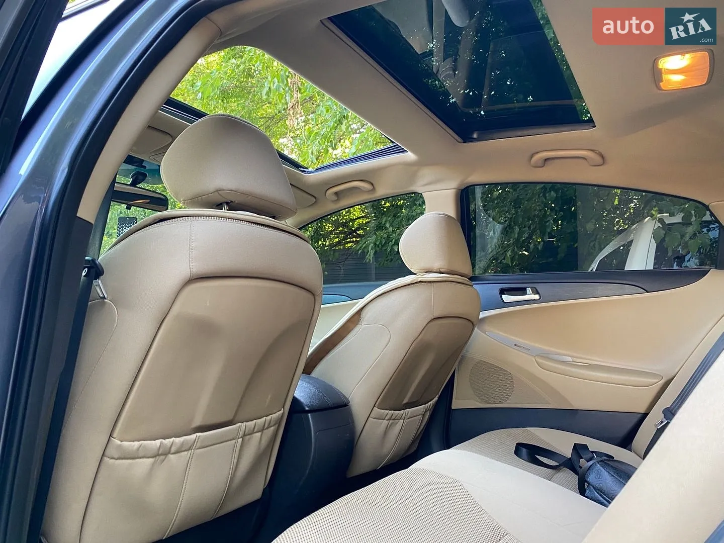 2010 Hyundai Sonata - мініатюра 15