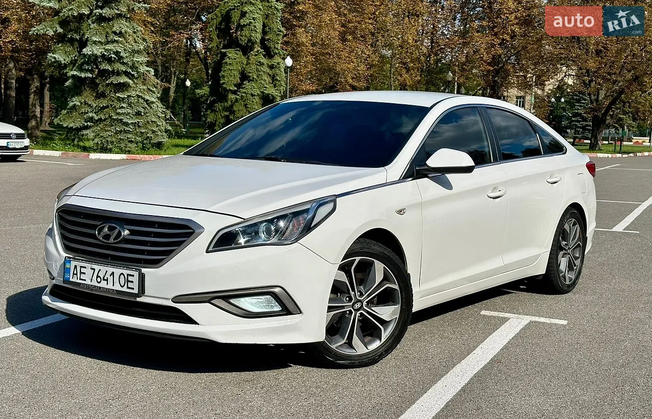 2016 Hyundai Sonata - мініатюра 27