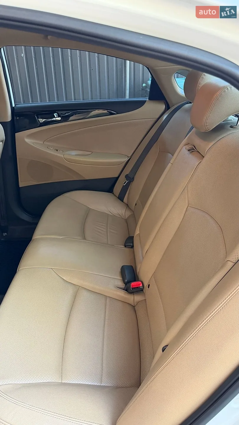 2012 Hyundai Sonata - мініатюра 15