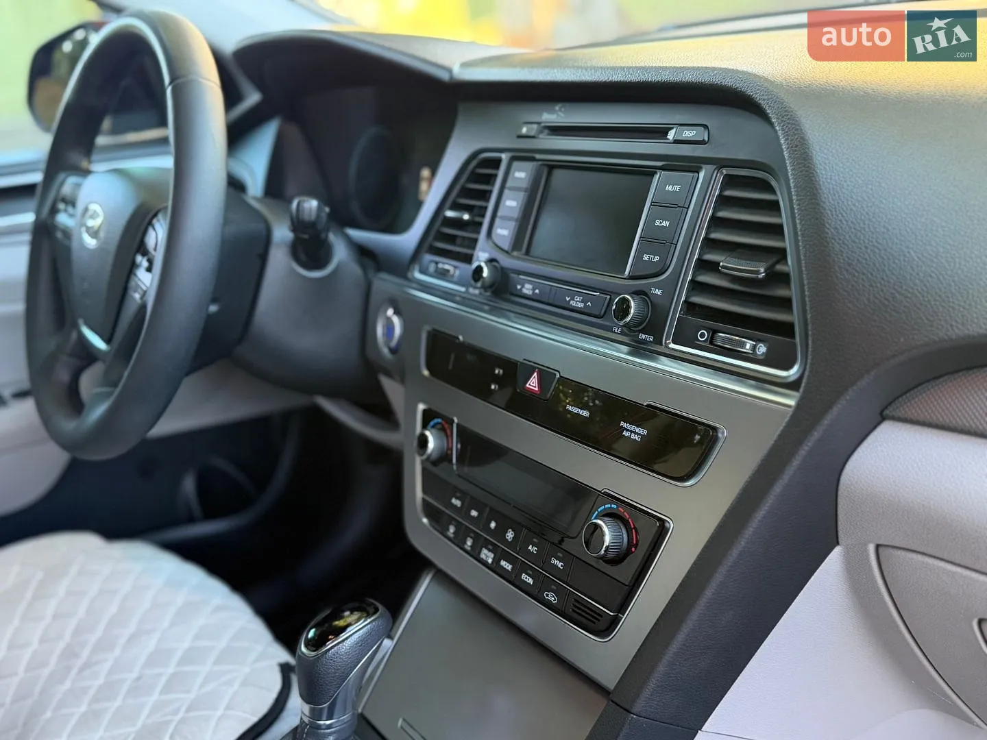 2015 Hyundai Sonata - мініатюра 12