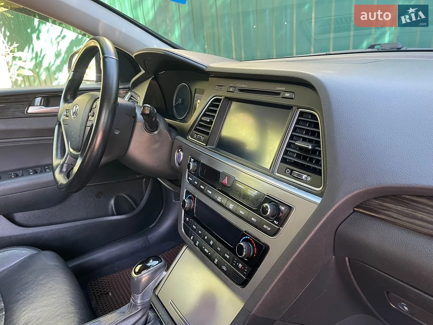 2016 Hyundai Sonata - мініатюра 32