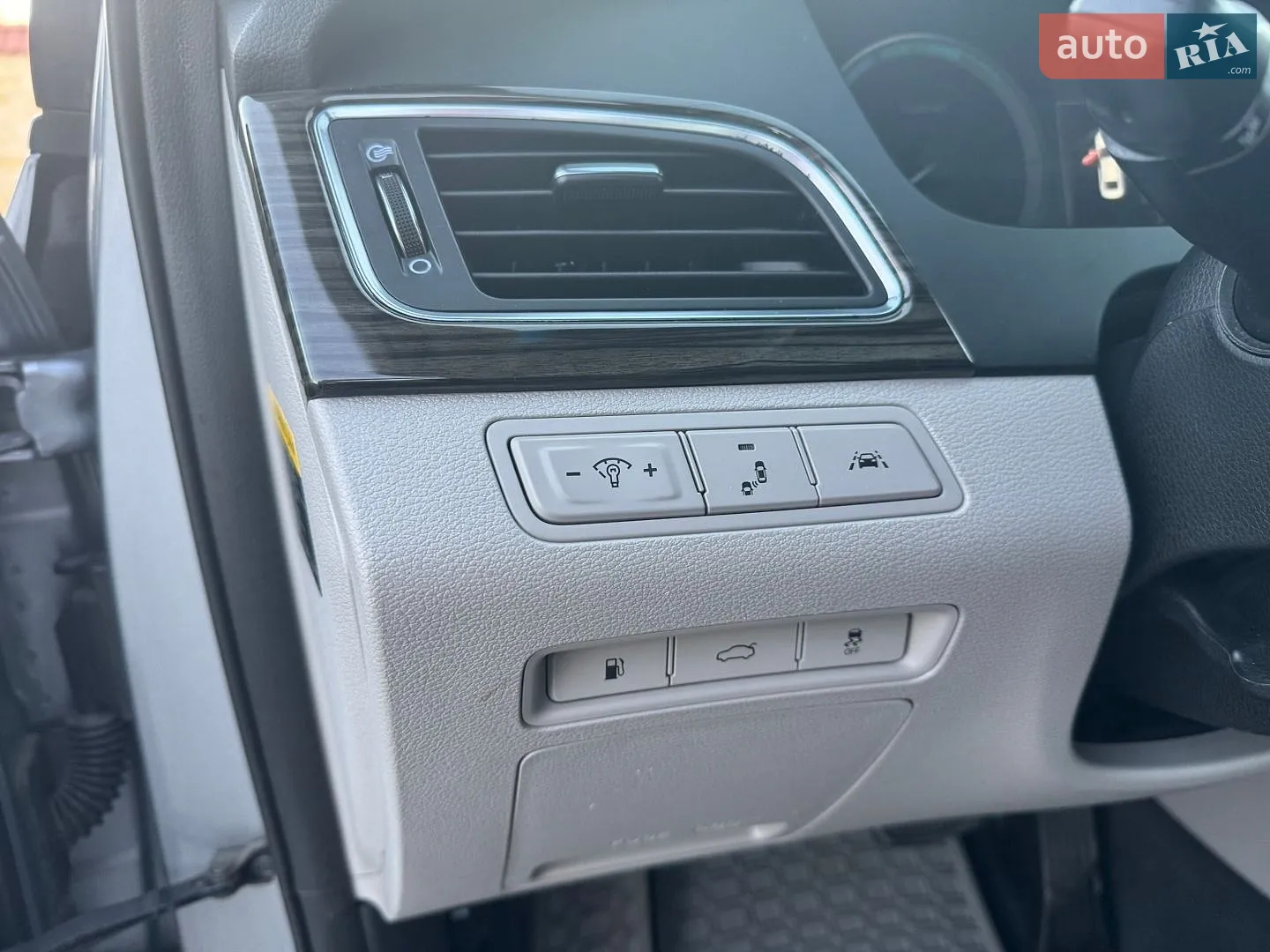 2015 Hyundai Sonata - мініатюра 24