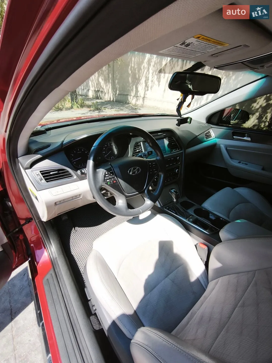 2016 Hyundai Sonata - мініатюра 20