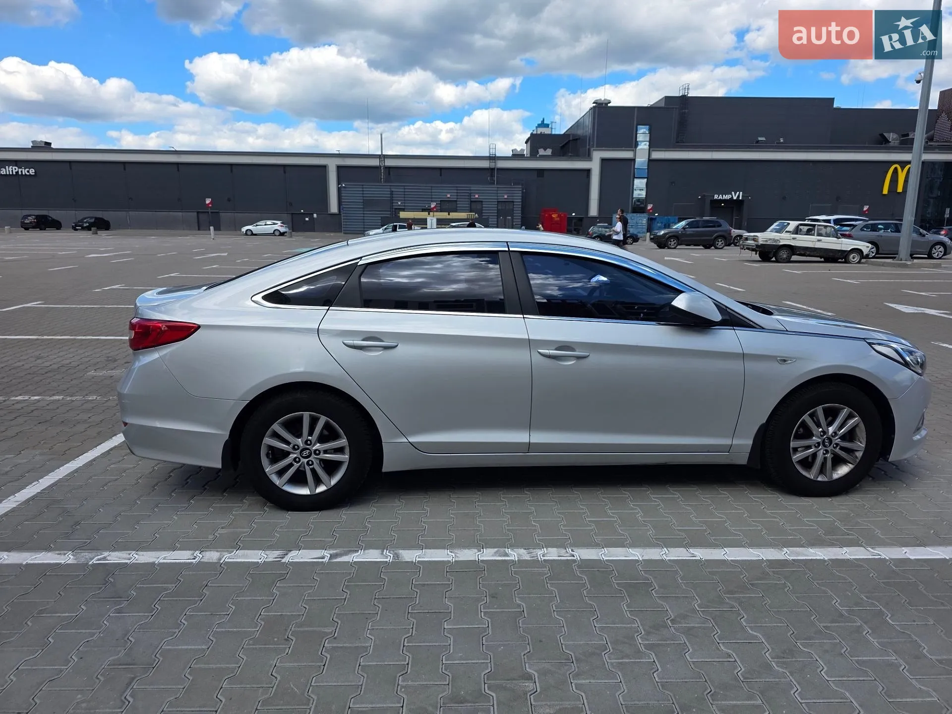 2015 Hyundai Sonata - мініатюра 15