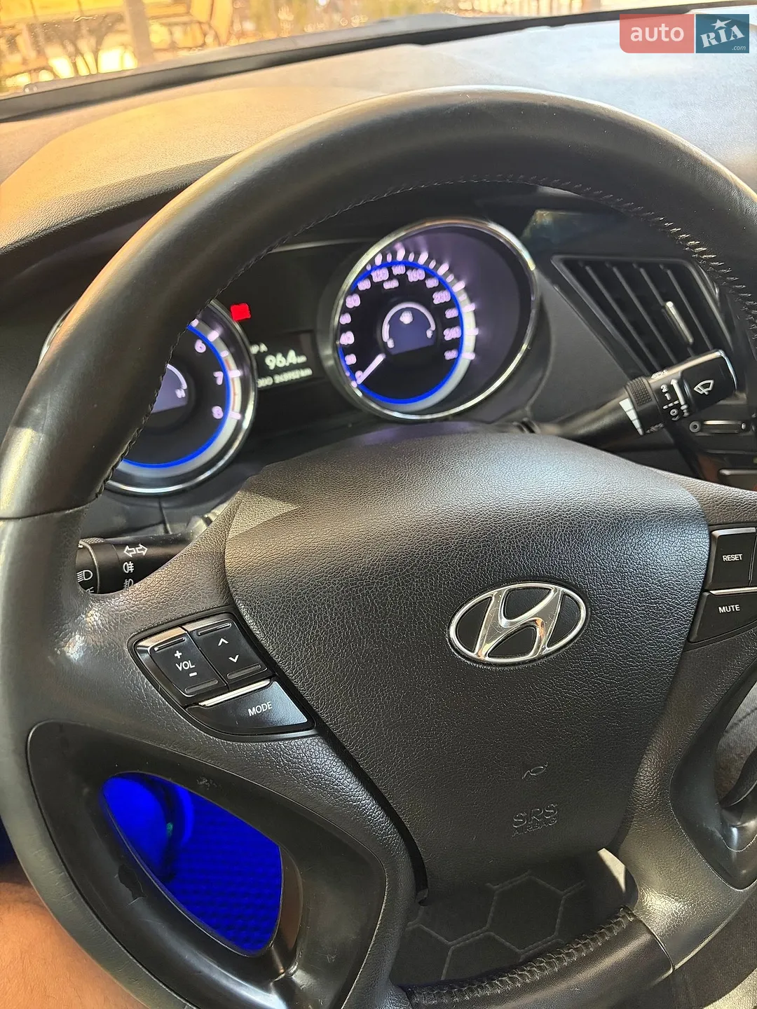 2010 Hyundai Sonata - мініатюра 36