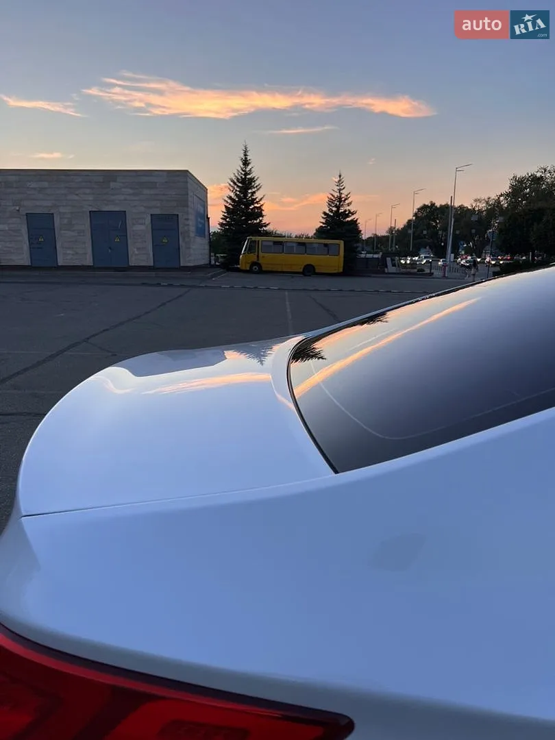 2013 Hyundai Sonata - мініатюра 18