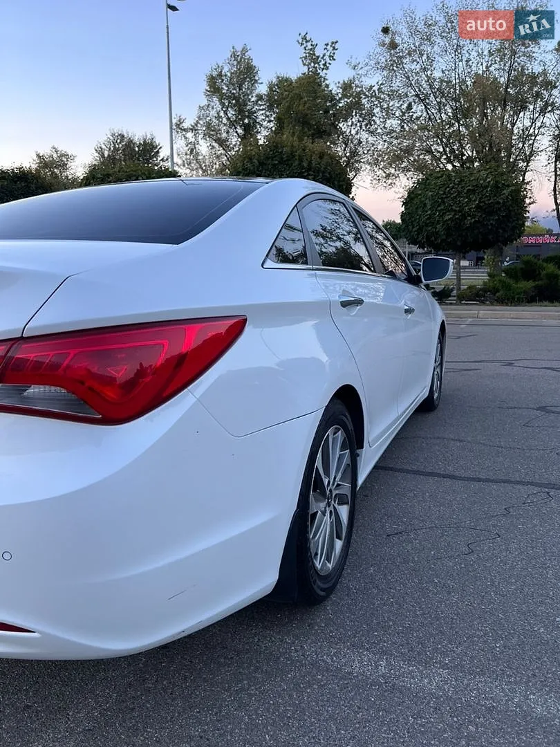 2013 Hyundai Sonata - мініатюра 19