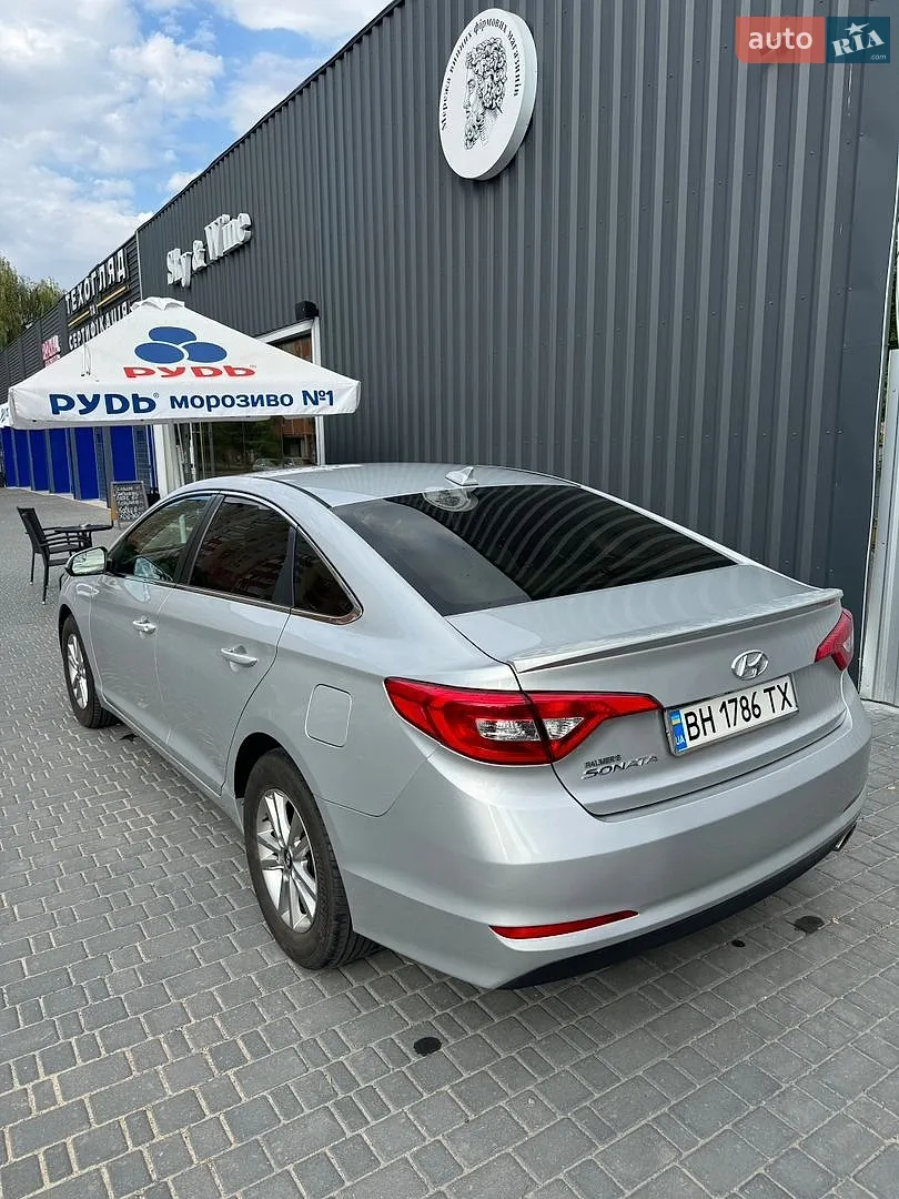 2015 Hyundai Sonata - мініатюра 12