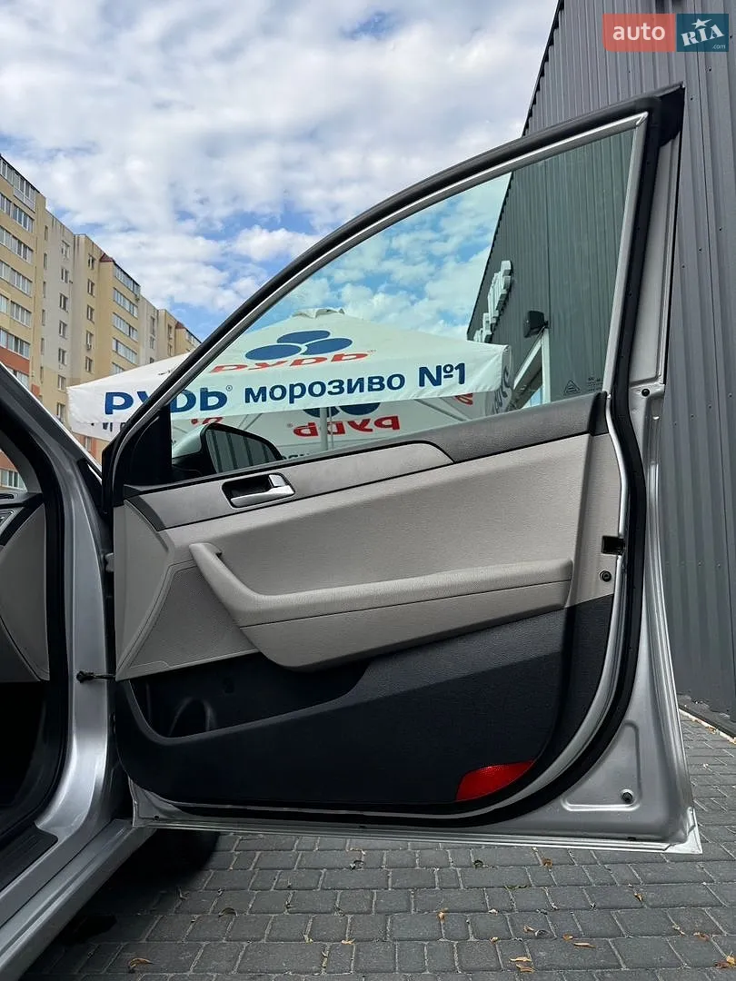 2015 Hyundai Sonata - мініатюра 19