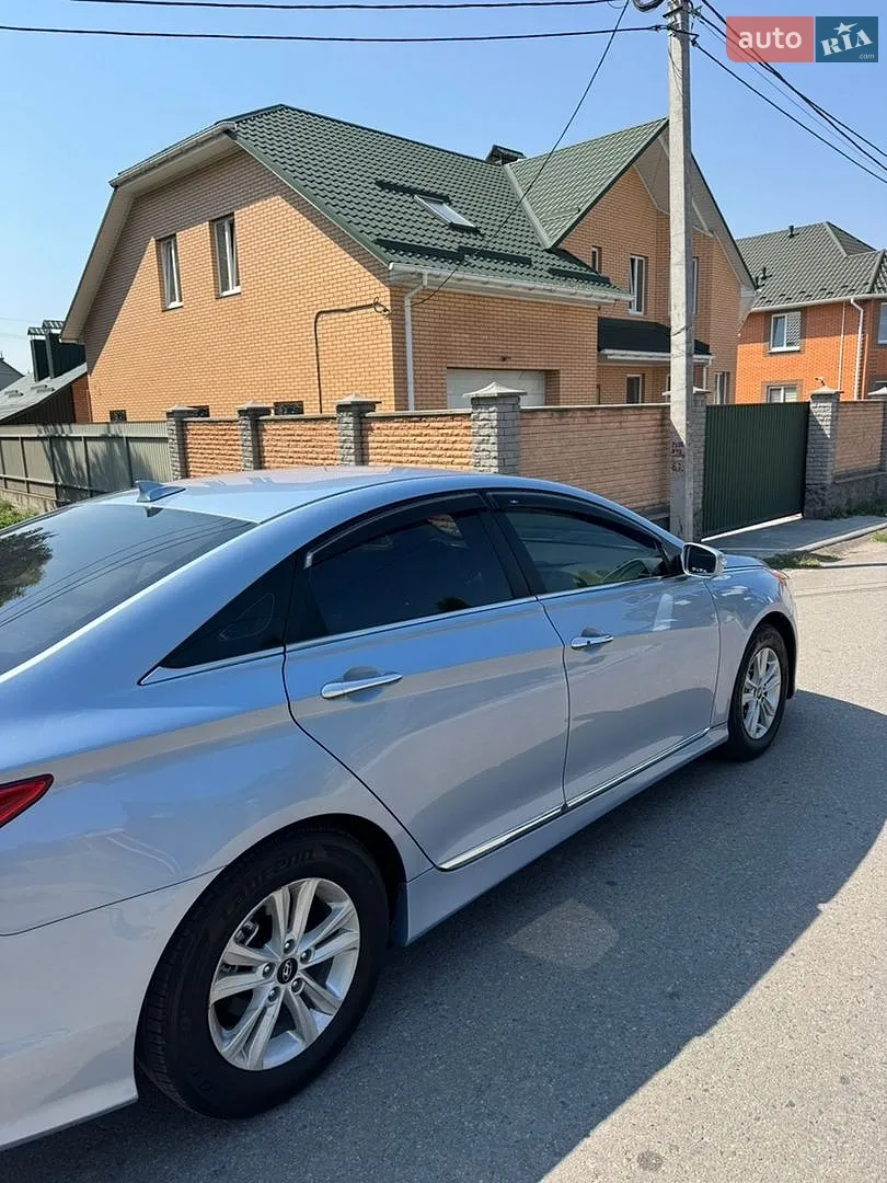 2013 Hyundai Sonata - мініатюра 9