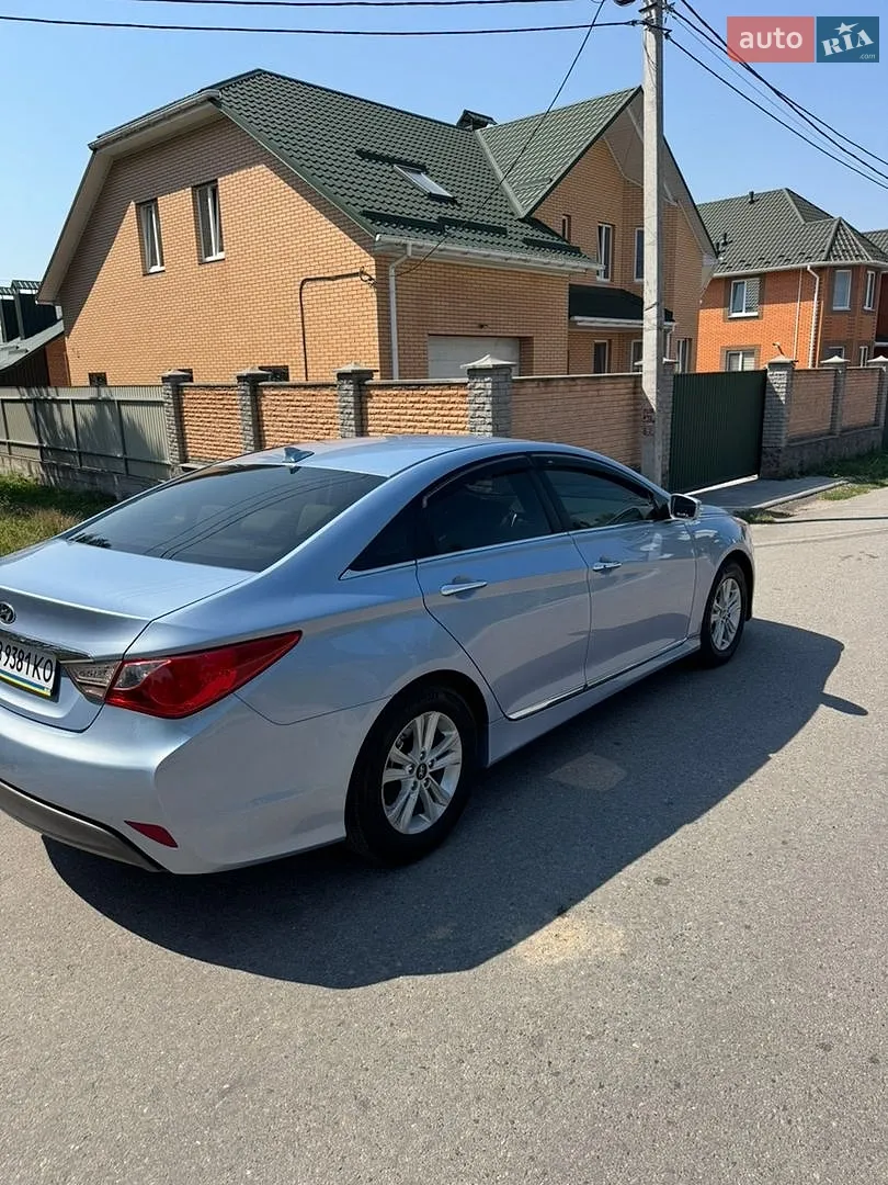 2013 Hyundai Sonata - мініатюра 11