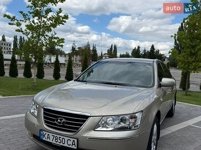 Hyundai Sonata