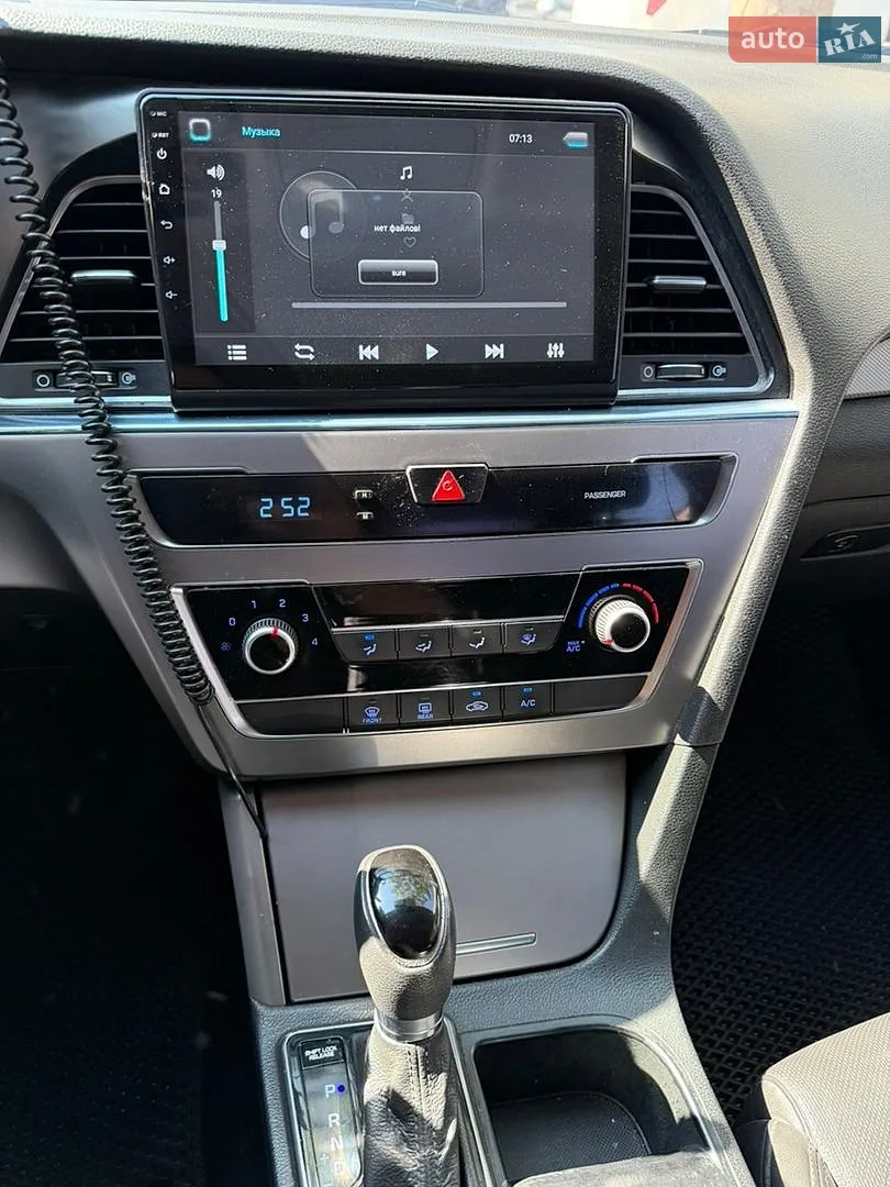 2017 Hyundai Sonata - мініатюра 20