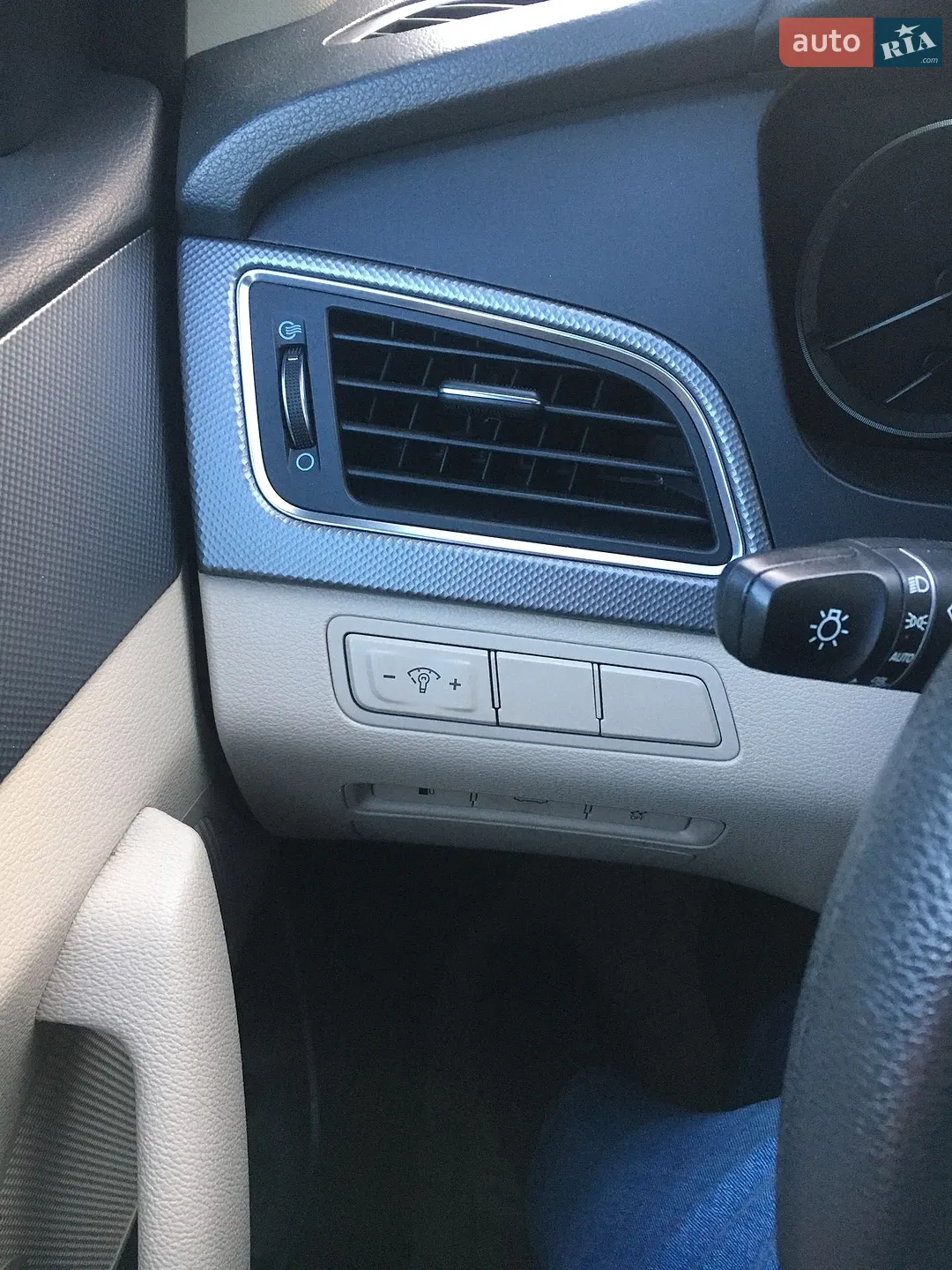 2016 Hyundai Sonata - мініатюра 29