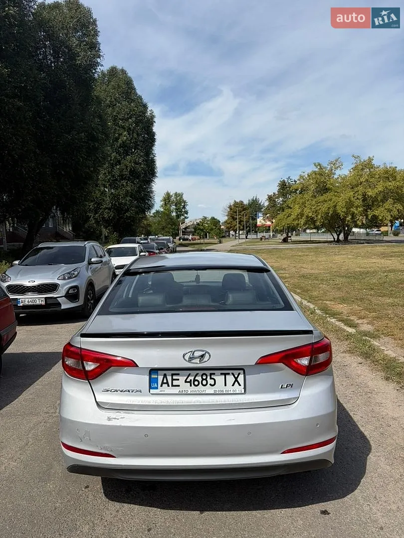 2015 Hyundai Sonata - мініатюра 5