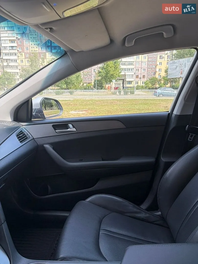 2015 Hyundai Sonata - мініатюра 15