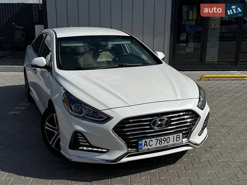 Hyundai Sonata
