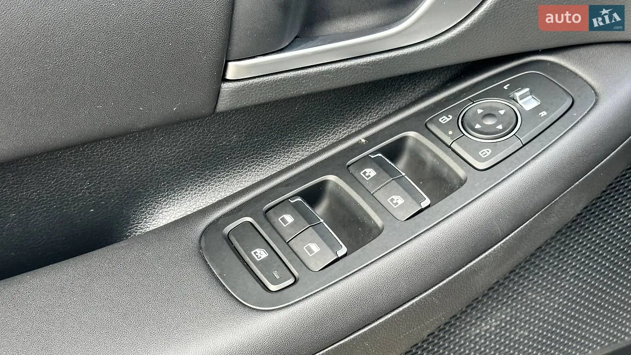 2023 Hyundai Sonata - мініатюра 25