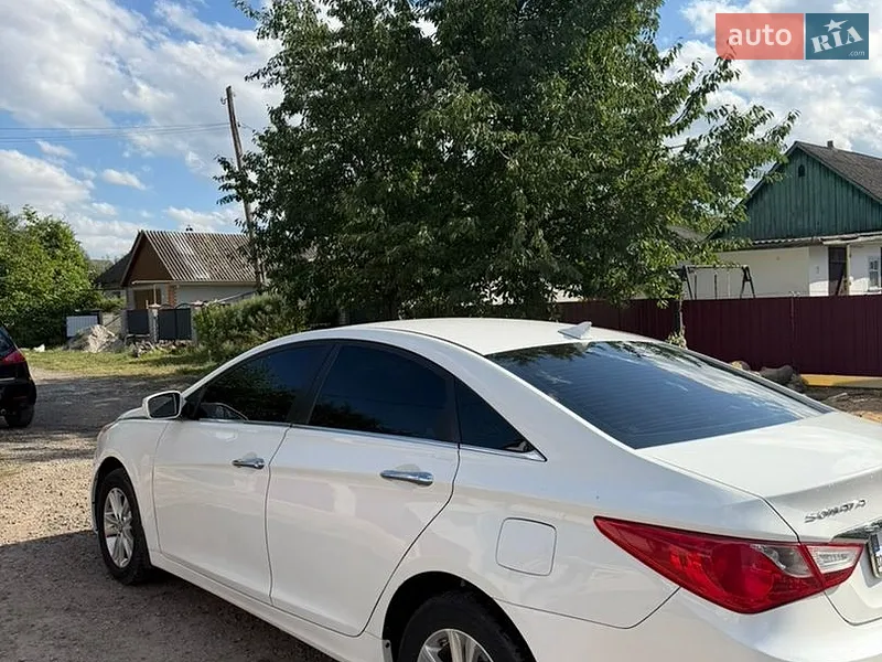 Hyundai Sonata