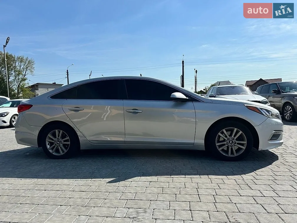 2015 Hyundai Sonata - мініатюра 8